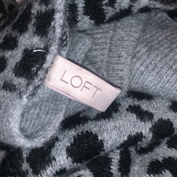 LOFT scarf & hat set NEW! Perfect for winter. This set will be stylish & warm. - Picture 6 of 6